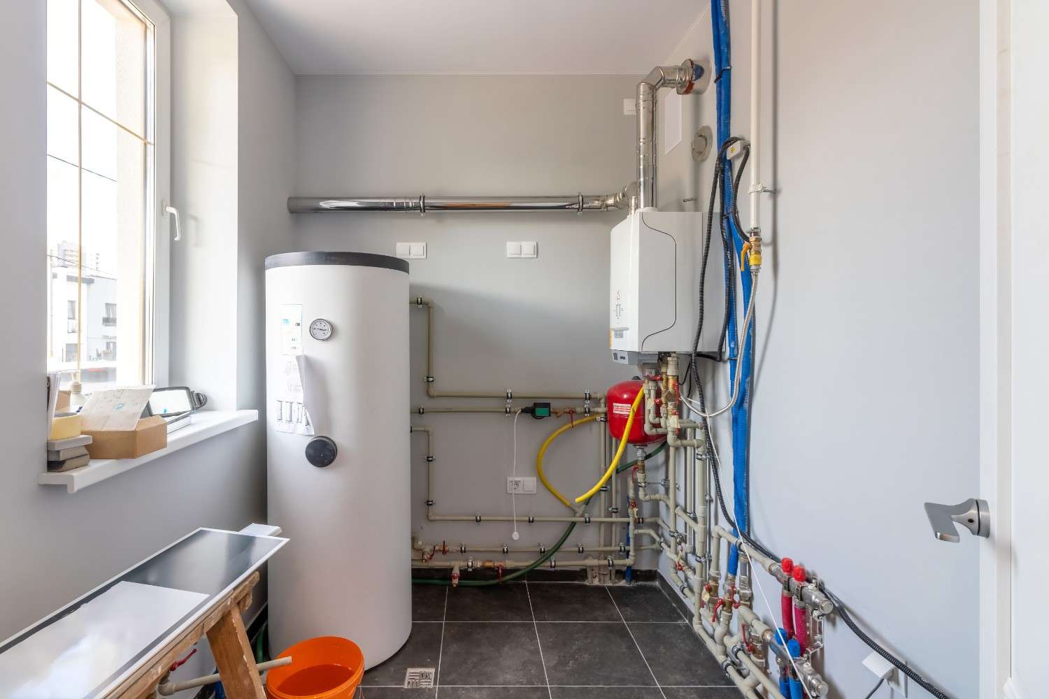Conventional Water Heater What homeowners need to know featured image